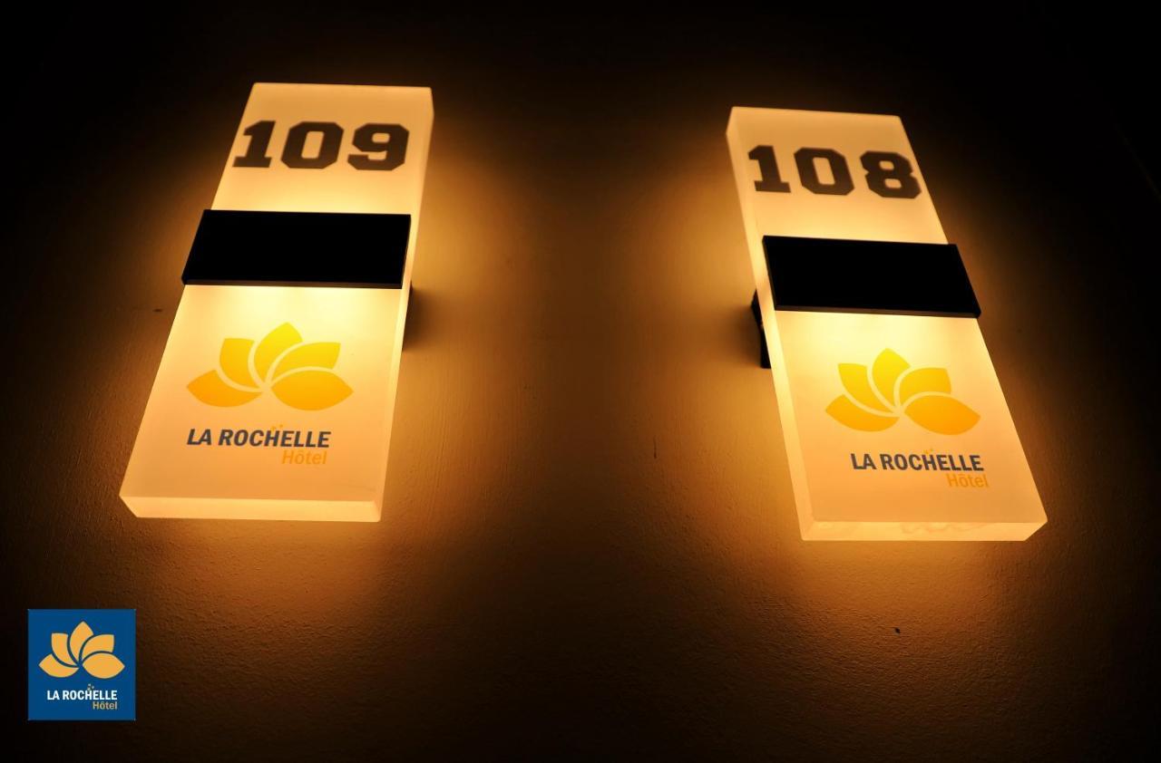 La Rochelle Hotel Яунде Екстер'єр фото