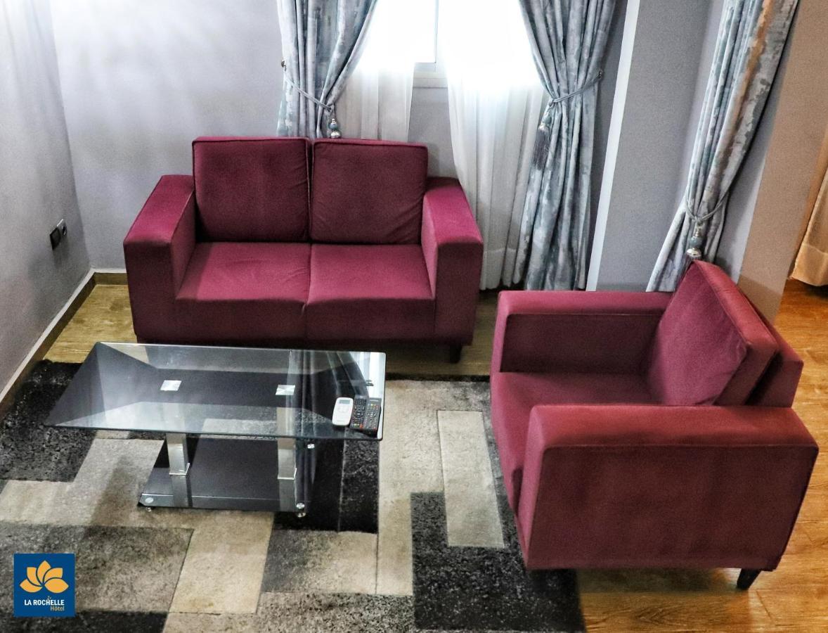 La Rochelle Hotel Яунде Екстер'єр фото