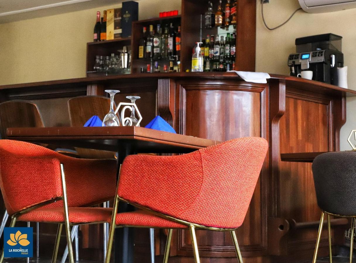 La Rochelle Hotel Яунде Екстер'єр фото